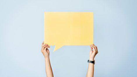 Engaging Business Logo