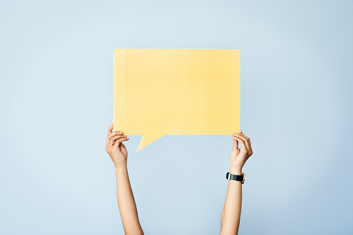 Engaging Business Logo