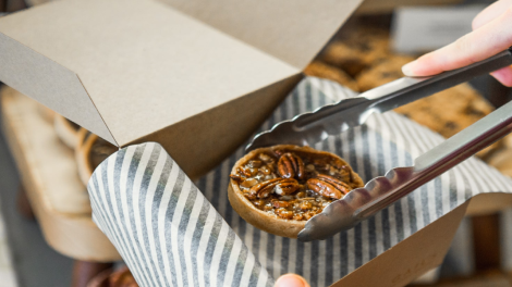 Custom bakery boxes