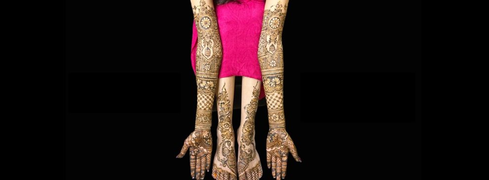 Nasrin-hena-design