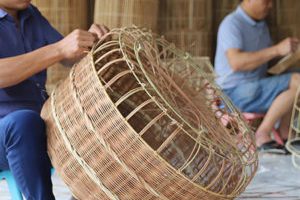 Rattan-furniture-factory-in-Vietnam