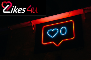 Picture of Heart in a neon message icon