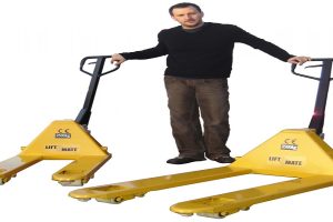 hand pallet trucks in Pakistan