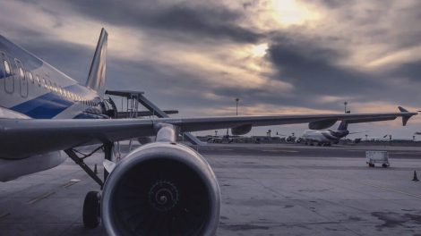 Emirates flight status 2022